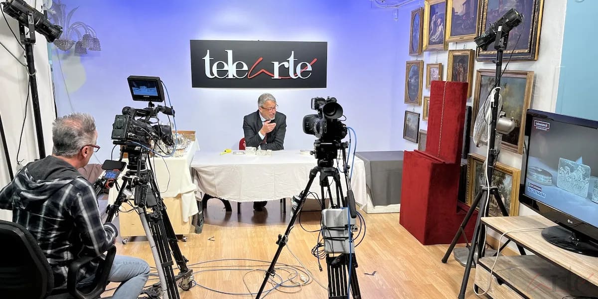 The "Il Post" writes about the channels of art telesales on TV 8 La televendita di Telearte